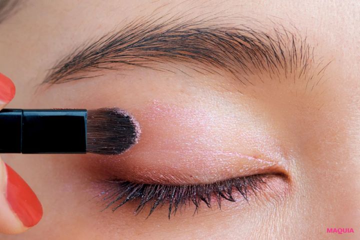 シャネルの春パレットはこう使う！ 組み合わせ実例をイガリシノブさんが指南_11