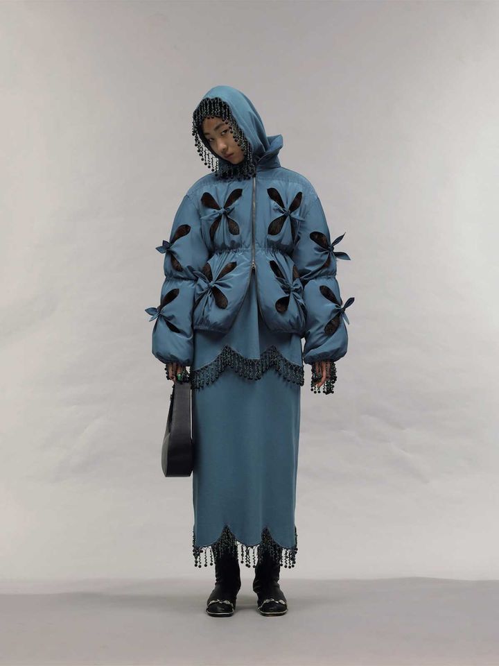 J.KIM新作のベールジャケット