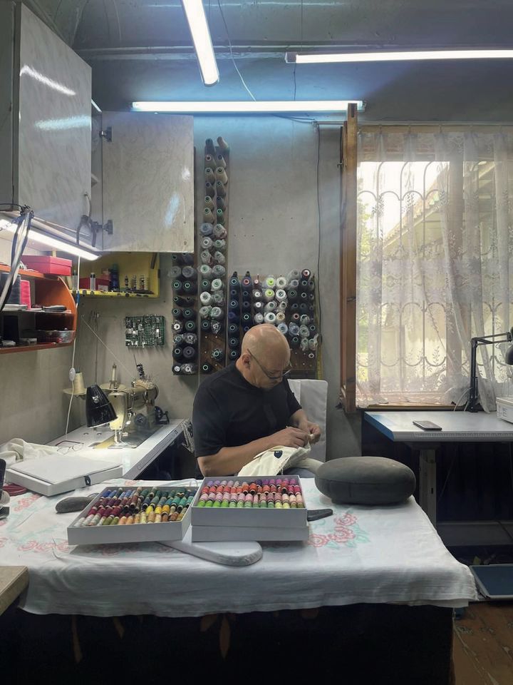 タシケントで夫婦が営む縫製工場と協働するJ.KIM