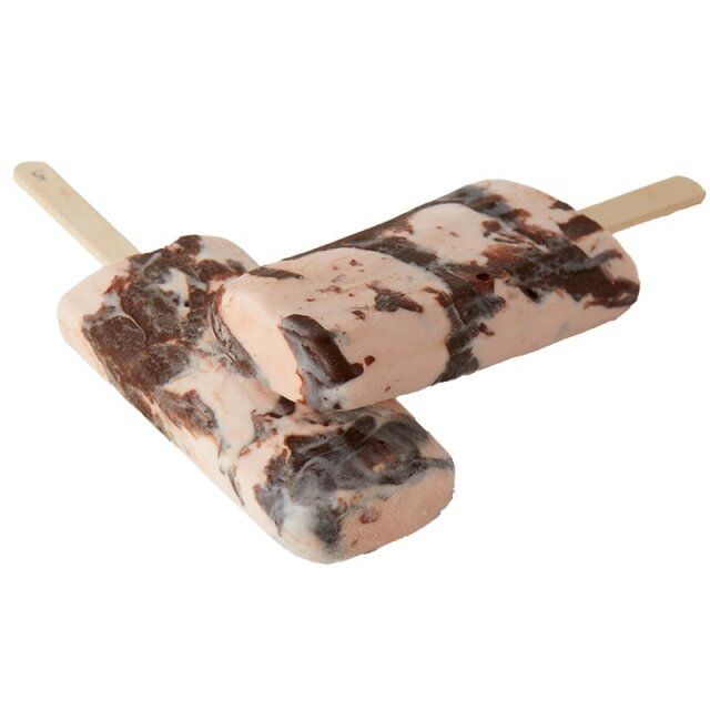 シャトレーゼのチョコバッキー・ザ・プレミアム あまおう苺はいちご好きにおすすめ