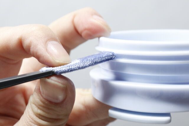 ダイソーの水筒・弁当用すき間洗いスティックの使用例