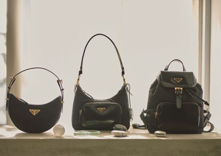 プラダ ナイロンとブラッシュドレザーの新作バッグ