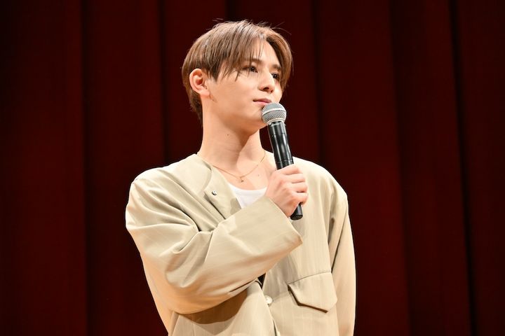 Hey! Say! JUMP山田涼介、本来参加できない文化祭に”仮面”付け参加!?「バレずに終わって楽しかった」青春の一コマ振り返る