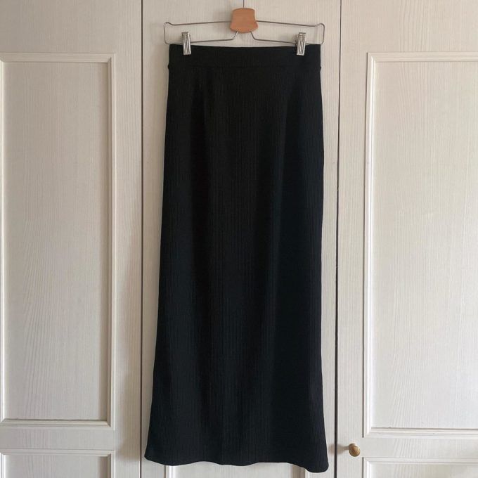 しまむらの「テレコナロースカート」