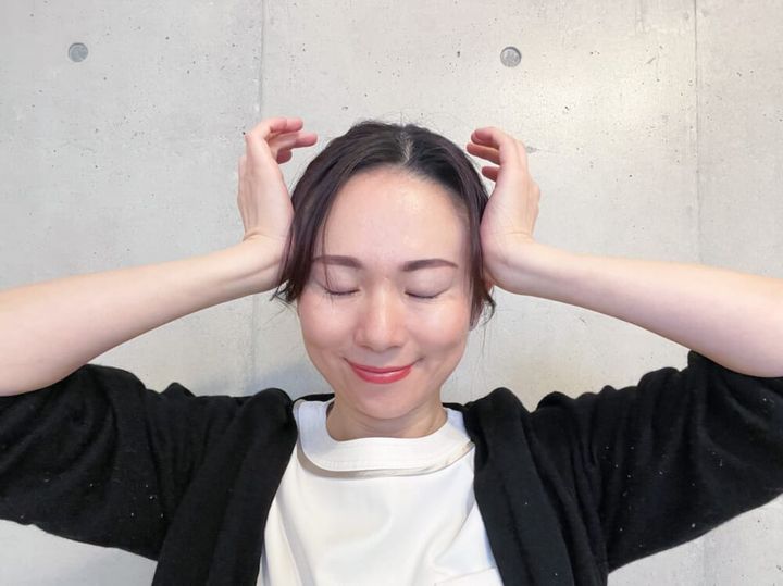 モッサリ目元を改善！目元が若返るマッサージ