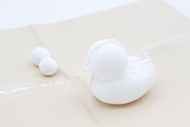 ダイソーの粘土用シートは作品を乾かす際の置き場にオススメ