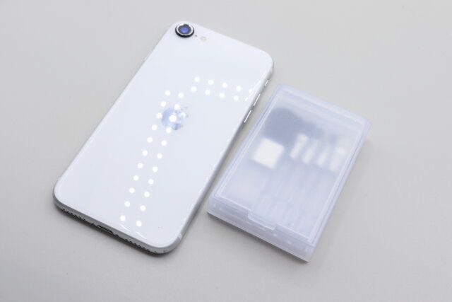 ダイソーのケース付き化粧ブラシセット