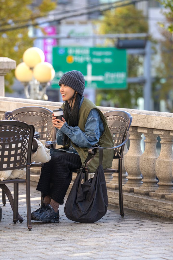 さりげないテクニックが詰まったメンズライクなスタイルがお見事【番外編：韓国】