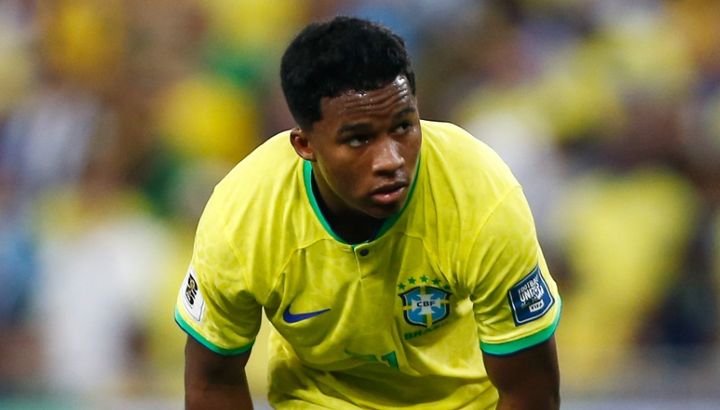 17歳のブラジル代表エンドリッキ、3人の子供を抱えて困窮する靴磨きに3万円寄付 「家賃と娘のミルク代と薬代が払える」