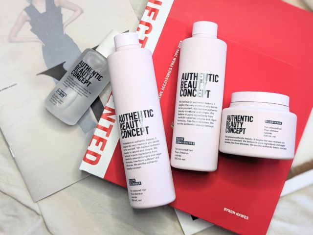 オーセンティック ビューティ コンセプトの写真