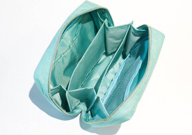 MOOMIN［ムーミン］リトルミイ6ポケット 仕分け上手ポーチは6つのポケットがついている