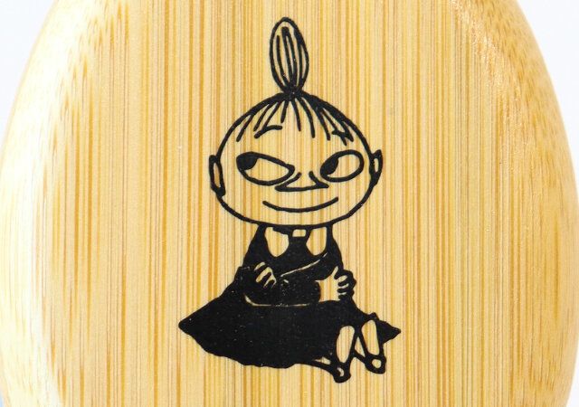  竹製miniパドルブラシのデザイン