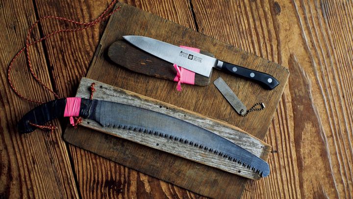 上から〈木屋〉のエーデルワイス120mm、〈シルキー〉のズバット替刃270mm