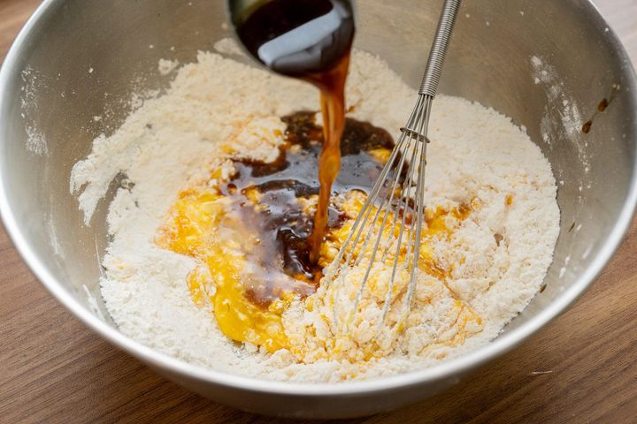チヂミ生地を混ぜる