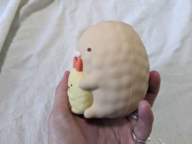 すみっコぐらしおすわりシリコンポーチ