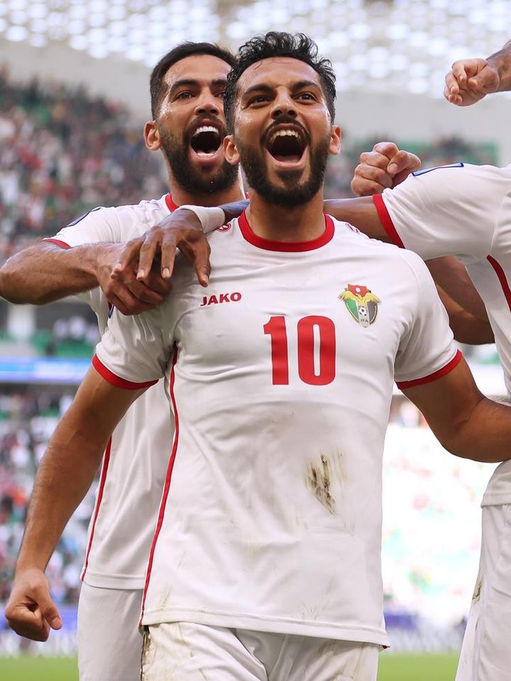 アジアカップの16強が決定！全16チームの「ユニフォームと色」はこうなった