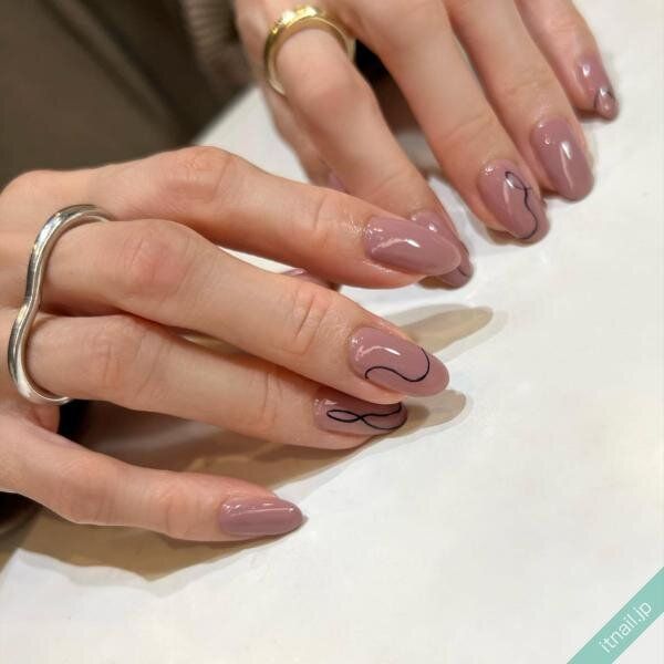 IRISÉEが投稿したネイルデザイン [photoid:I0120843] via Itnail Design (726581)