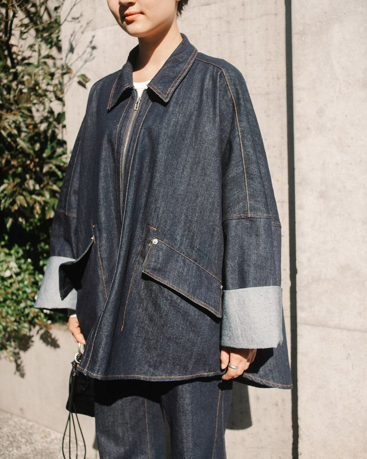 センス溢れる真冬の“デニム”ルック5選。重ね着でコーデを洗練させよう【TOKYO SNAP】