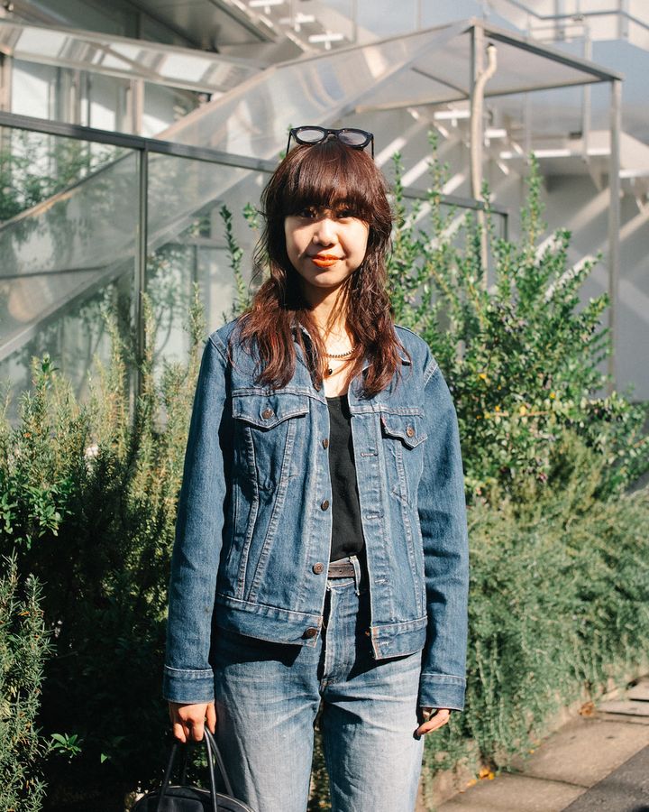 センス溢れる真冬の“デニム”ルック5選。重ね着でコーデを洗練させよう【TOKYO SNAP】