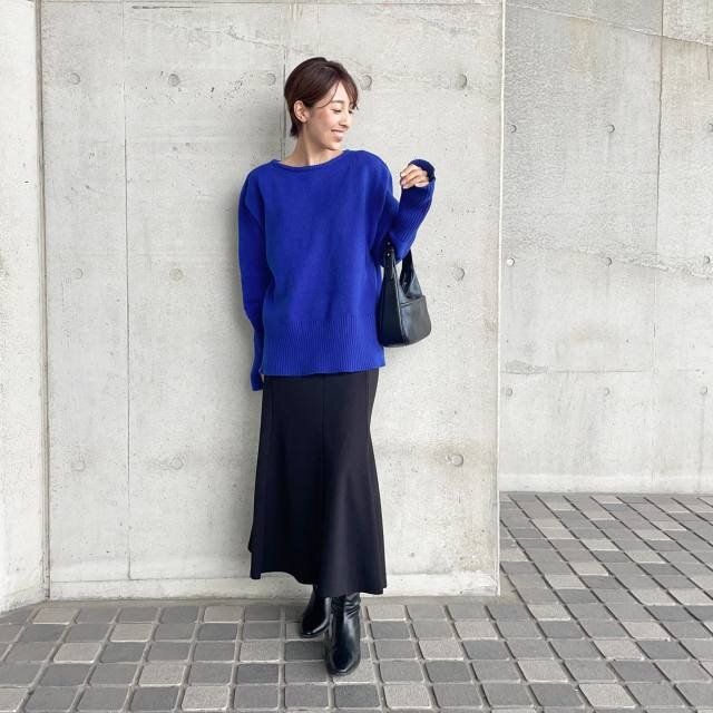 冬におすすめの大人の黒スカートコーデ