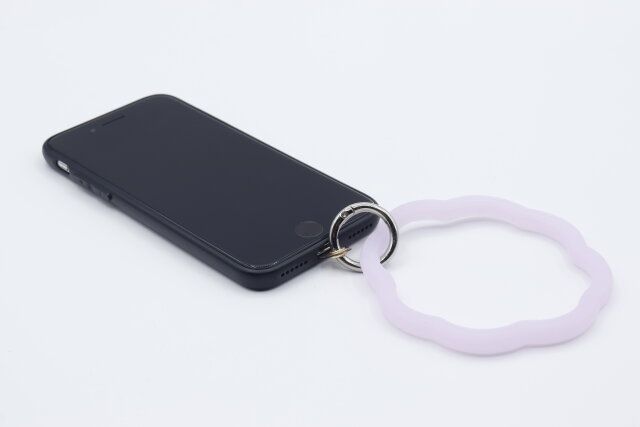 セリアのシリコンストラップ