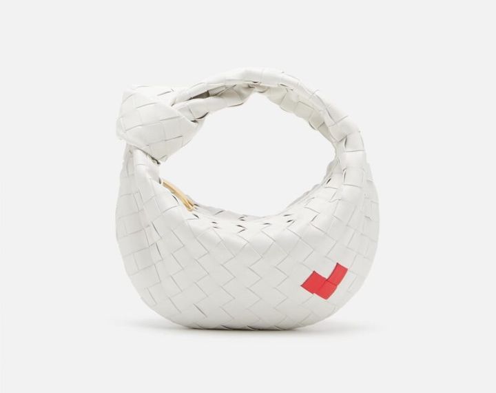 ノットが可愛いミニジョディ ボッテガヴェネタ 赤いハート