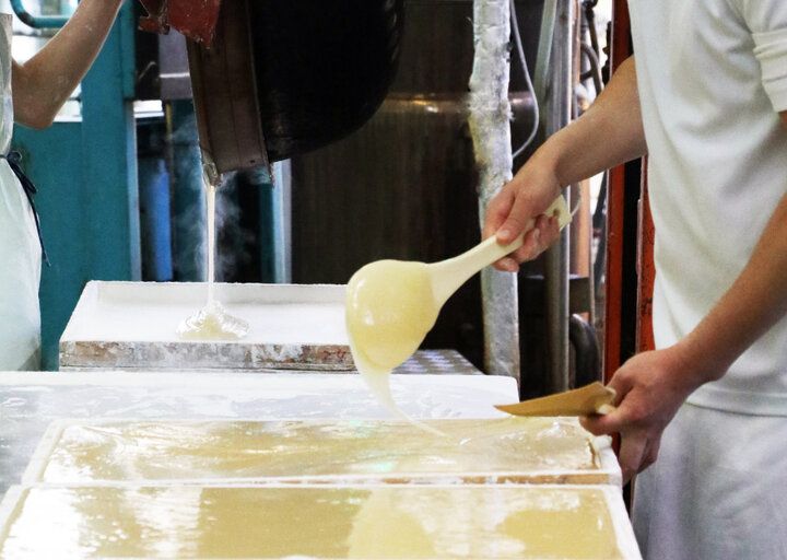 茶の湯文化が息づく島根・松江の「彩雲堂 本店」で松江銘菓をいただきます