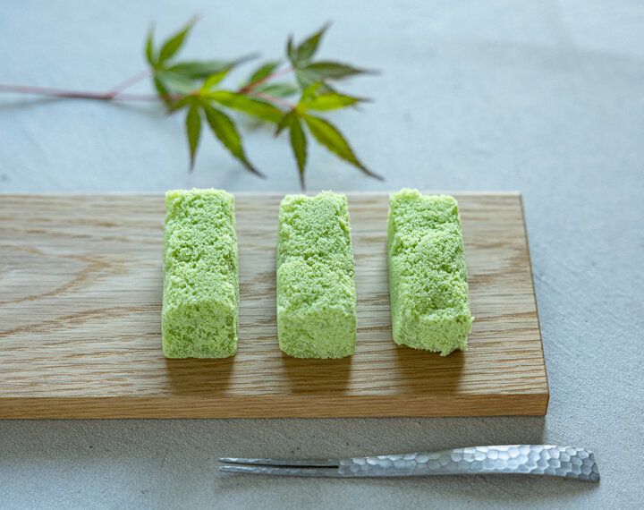 茶の湯文化が息づく島根・松江の「彩雲堂 本店」で松江銘菓をいただきます