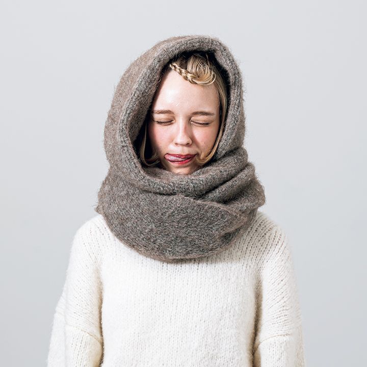 帽子やフードで印象が変わる！冬にピッタリなワンモアアイテム4選