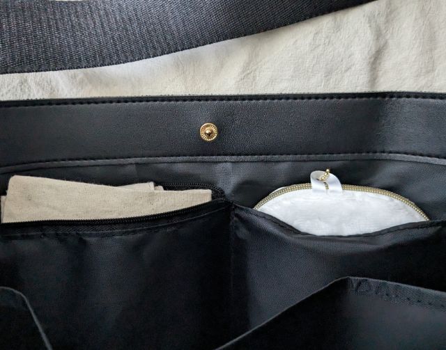 MOUSSY ONE HANDLE BAG BOOK