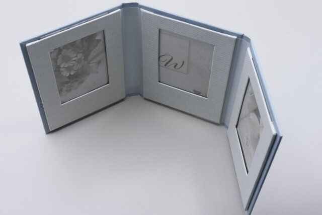 ダイソーの紙製フォトフレーム