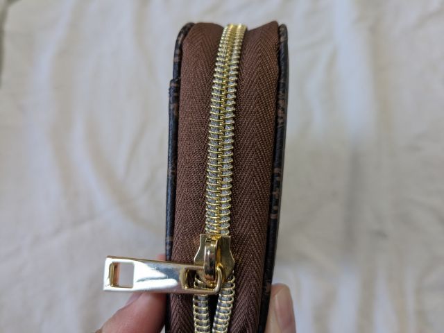 じゃばら式長財布