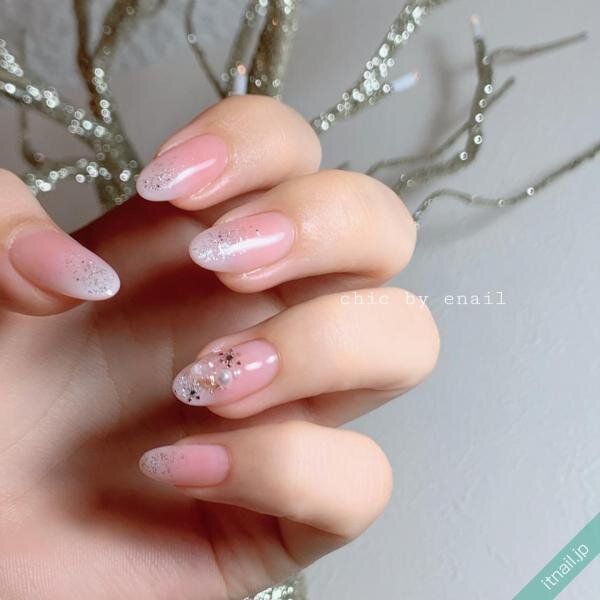 chic by enailが投稿したネイルデザイン [photoid:I0077665] via Itnail Design (726714)