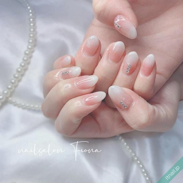 Fionaが投稿したネイルデザイン [photoid:I0122942] via Itnail Design (726718)