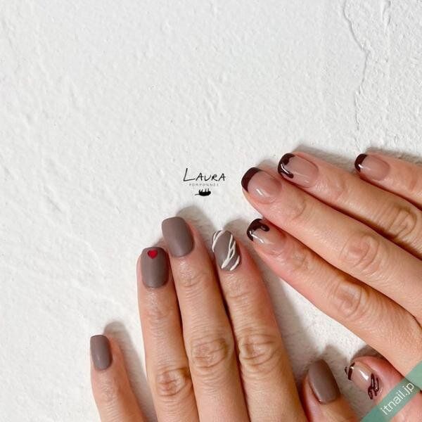 LAURA POMPONNEEが投稿したネイルデザイン [photoid:I0125789] via Itnail Design (726617)