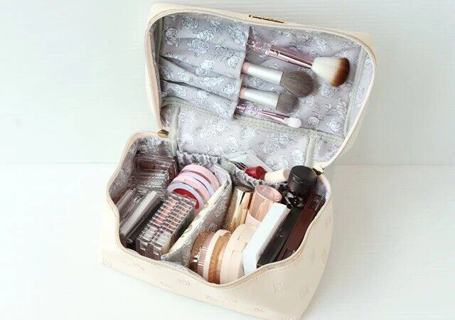 宝島社のポーチ付録つきムックおすすめ紹介