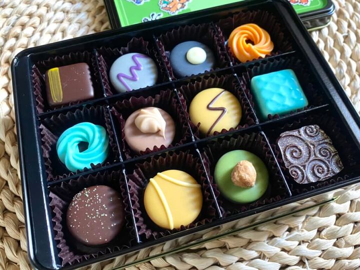 ポケモンチョコ「ポケモンmeetsメリーチョコレート よくばりアソートボックス 12個入」