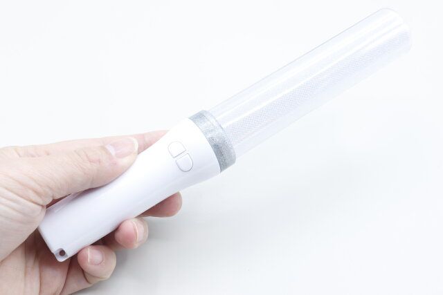 ダイソーのファン！ファン！！ブレード（LEDコンサートライト、15色チェンジ、ストレート型）