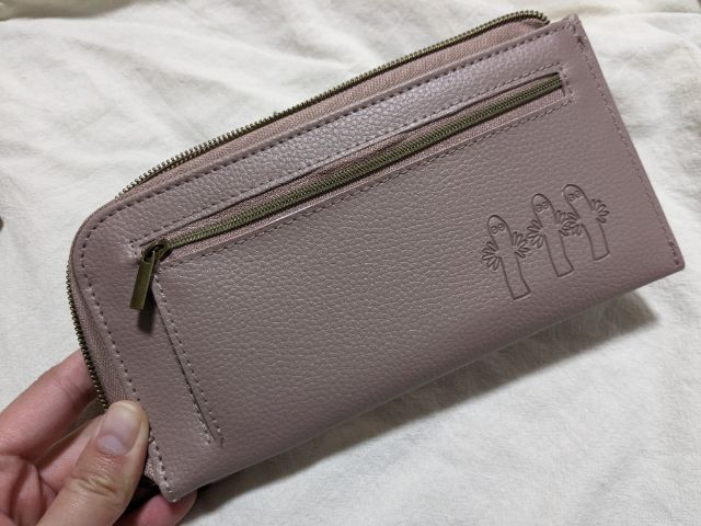 ピンクベージュ背面絵柄