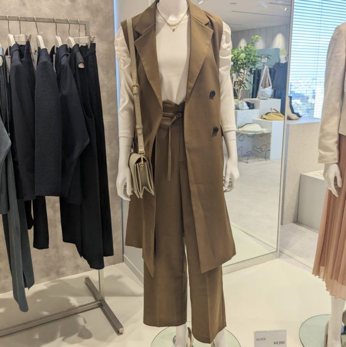 GUの「ロングジレ」