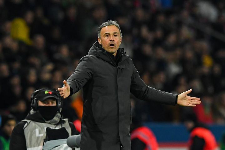 チャビ監督退任のバルセロナ「新指揮官候補の8名」