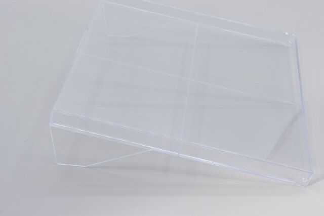 ダイソーの仕切り付きディスプレイケース 