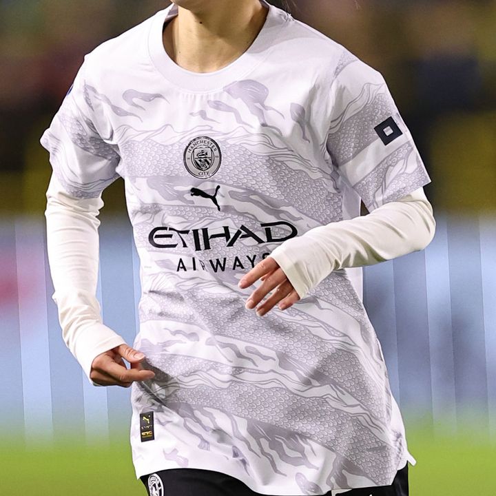 長谷川唯、龍のユニフォームを着る！大人気「ドラゴンユニ」をシティ女子チームだけが試合で着用