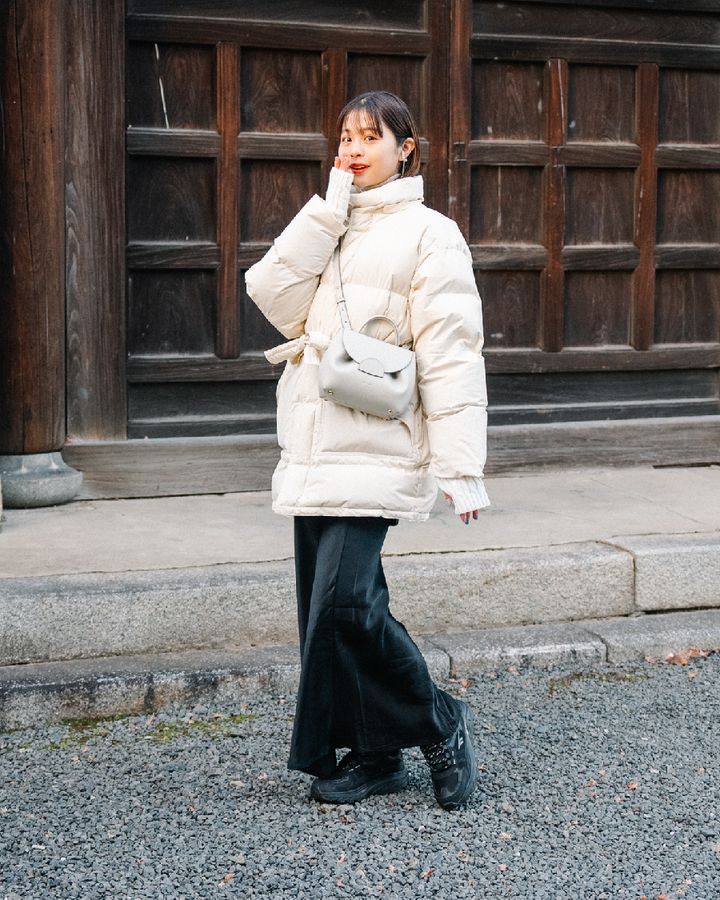 【気温0度の服装】“ダウン”を使った防寒コーディネート8選。2024年は何色が正解？