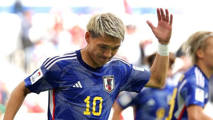 みんな「オフサイドかな？」と…毎熊晟矢の強烈ミドルを押し込んだ堂安律、水沼貴史も絶賛する二人のナイスプレー