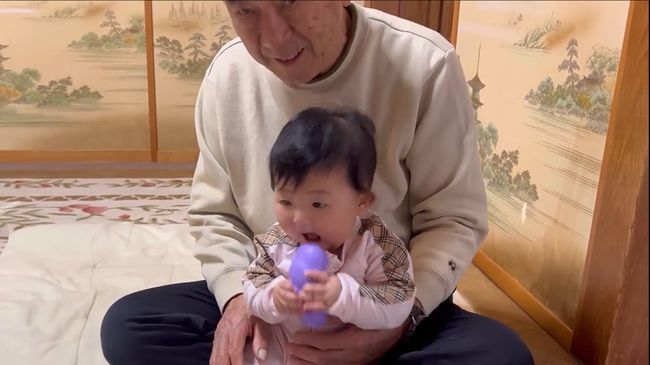 人見知りベビーが帰省で大号泣！じいじ・ばあばはどうする？