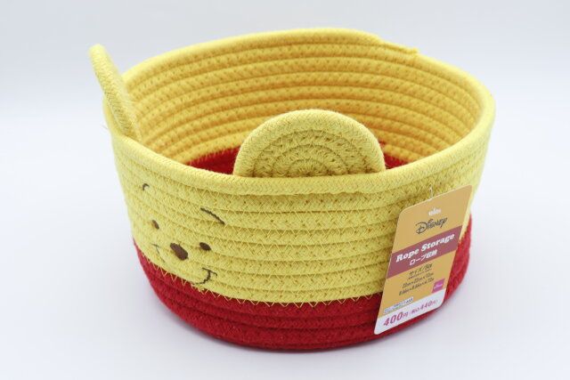 ダイソーのロープ収納、22cm×22cm×12cm（くまのプーさん）のパッケージ
