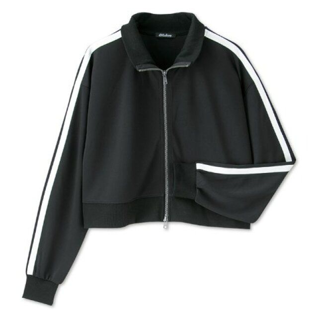 しまむらの新作コラボトップス