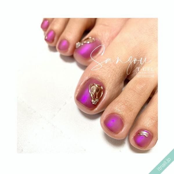 ねいる屋〜SANZOU〜が投稿したネイルデザイン [photoid:I0092869] via Itnail Design (727227)