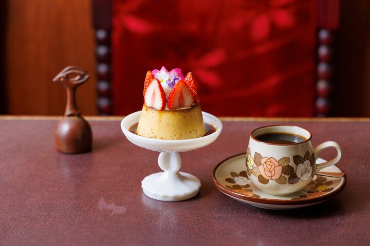 吉祥寺「コマグラカフェ」の姉妹店・西荻窪「喫茶coniwa」～吹き抜けのレトロかわいい空間でひと休み♪～